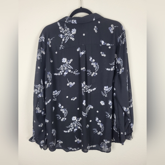 NWOT! Who What Wear - Long Sleeve Floral Black Ruffle Plus Size Blouse Size: 2X - Picture 13 of 13